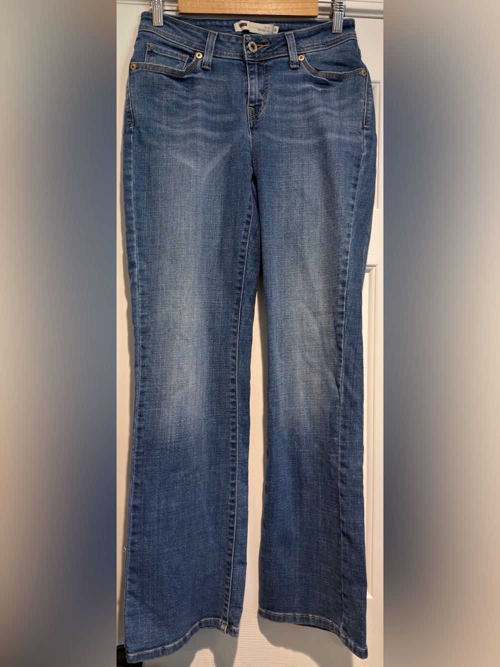 Women's Levi 529 Curvy Bootcut Jeans Size 6M Medium Wash